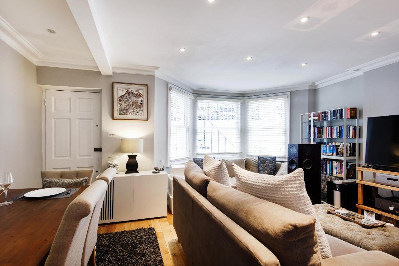 Modern Kensington Home Near Kensington Palace Лондон Екстериор снимка